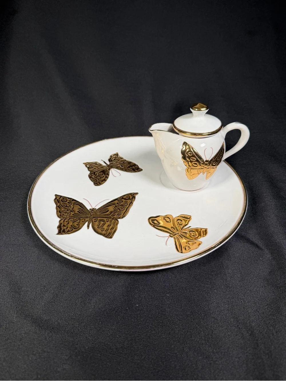 Carole Stupell Italian Ceramic Plate/Creamer Set Gold Butterfly Accents